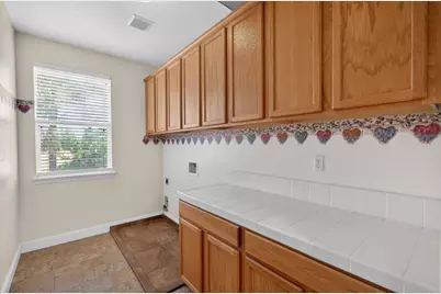 9472 Rhone Valley Way, Elk Grove, CA 95624 - Photo 50