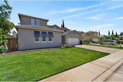 9472 Rhone Valley Way, Elk Grove, CA 95624 - Photo 4