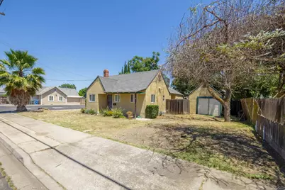 130 Almond Avenue, Manteca, CA 95337 - Photo 1