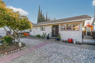 10471 Mariposa Ave, Jackson, CA 95642 - Photo 16