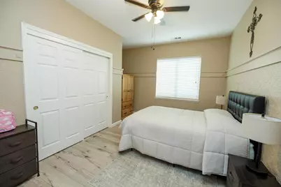 1704 Carpathian Way, Hughson, CA 95326 - Photo 18