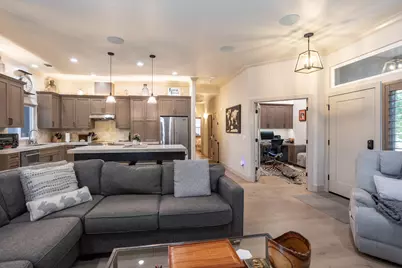 6509 Catkin Court, Hughson, CA 95326 - Photo 16