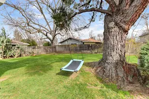 2731 57th St, Sacramento, CA 95817 - Photo 40