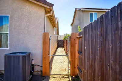 1020 Narada Way, Livingston, CA 95334 - Photo 28