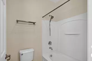 1881 Alice Way, Sacramento, CA 95834 - Photo 32