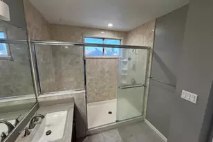 8700 Brittany Park Dr, Sacramento, CA 95828 - Photo 28