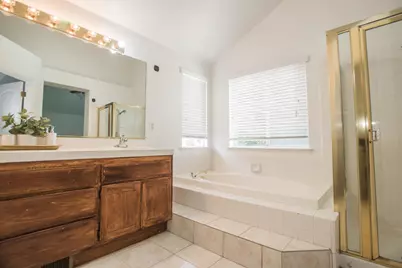 8558 Maple Hall Drive, Sacramento, CA 95823 - Photo 42