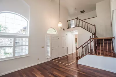 8558 Maple Hall Drive, Sacramento, CA 95823 - Photo 6