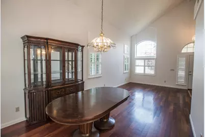8558 Maple Hall Drive, Sacramento, CA 95823 - Photo 20