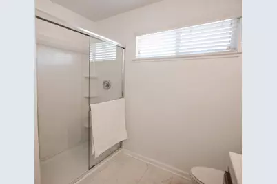 8558 Maple Hall Drive, Sacramento, CA 95823 - Photo 26