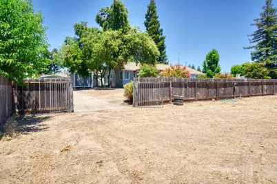 10012 Plaza De Oro Drive, Oakdale, CA 95361 - Photo 42