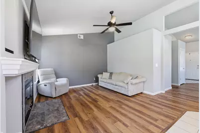 9196 Morgan Point Court, Elk Grove, CA 95624 - Photo 10
