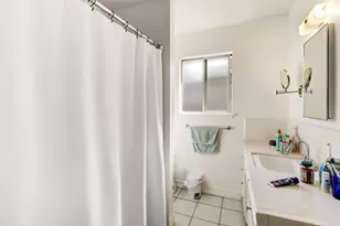 2735 57th St, Sacramento, CA 95817 - Photo 16