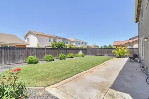 9894 Sintra Way, Elk Grove, CA 95757 - Photo 52