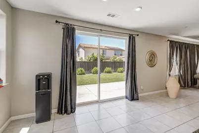 9894 Sintra Way, Elk Grove, CA 95757 - Photo 26