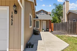 1652 Vallarta Cir, Sacramento, CA 95834 - Photo 2
