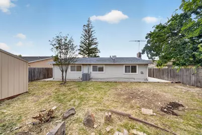 7263 Hayward Drive, Sacramento, CA 95828 - Photo 44