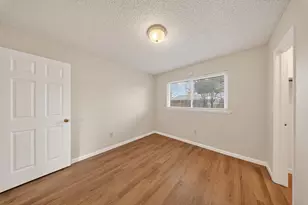 7263 Hayward Dr, Sacramento, CA 95828 - Photo 26