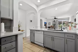 10014 Blossom Ridge Dr, Elk Grove, CA 95757 - Photo 12