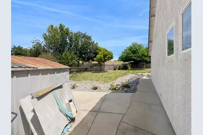 124 Twin Rivers Drive, Yuba City, CA 95991 - Photo 32