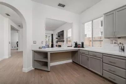 2847 Belle Fleur Way, Sacramento, CA 95833 - Photo 8