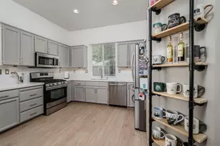 2847 Belle Fleur Way, Sacramento, CA 95833 - Photo 6