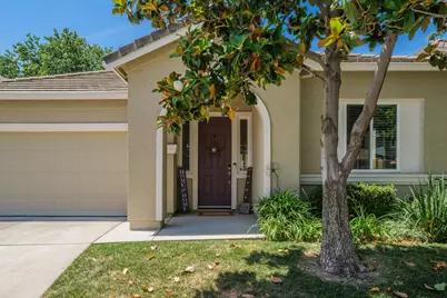 2847 Belle Fleur Way, Sacramento, CA 95833 - Photo 2