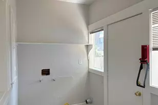 422 Sycamore Ave, Modesto, CA 95354 - Photo 18