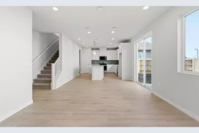 8297 Morning Star Way, Elk Grove, CA 95757 - Photo 6
