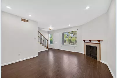 3548 Larchmont Square Lane, Sacramento, CA 95821 - Photo 6