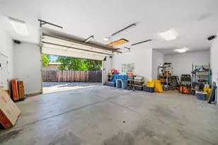 3077 Bertis Dr, Sacramento, CA 95821 - Photo 58