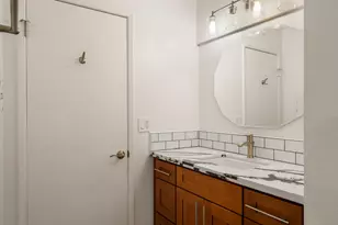 863 E Woodside Ln, Sacramento, CA 95825 - Photo 20