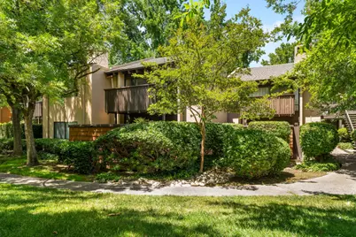 863 E Woodside Lane #9, Sacramento, CA 95825 - Photo 2