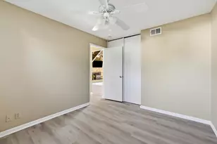 8077 Caribbean Way, Sacramento, CA 95826 - Photo 12