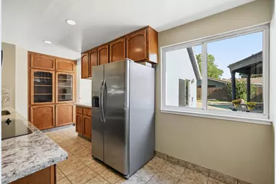 8077 Caribbean Way, Sacramento, CA 95826 - Photo 26