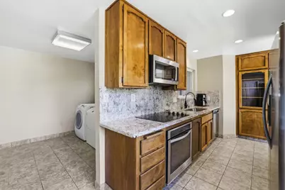 8077 Caribbean Way, Sacramento, CA 95826 - Photo 30
