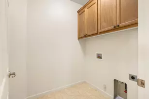 714 Elk Hills Dr, Galt, CA 95632 - Photo 14