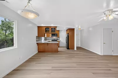 6013 Ellerslee Drive, Carmichael, CA 95608 - Photo 10