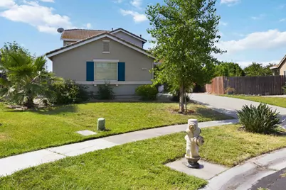 1226 Plumas Links Street, Plumas Lake, CA 95961 - Photo 2