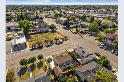 209 6th Street, Galt, CA 95632 - Photo 32