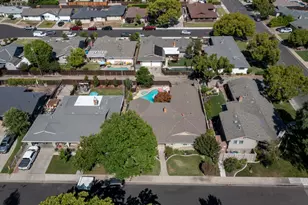 1176 La Sombra Ct, Turlock, CA 95380 - Photo 2