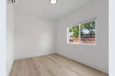 4108 16th Avenue, Sacramento, CA 95820 - Photo 10