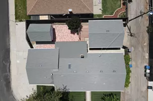 1128 Multnomah Dr, Modesto, CA 95350 - Photo 30