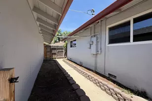 1128 Multnomah Dr, Modesto, CA 95350 - Photo 26