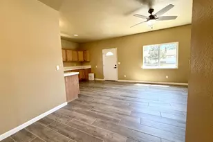 1128 Multnomah Dr, Modesto, CA 95350 - Photo 12