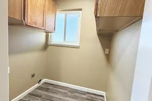1128 Multnomah Dr, Modesto, CA 95350 - Photo 16