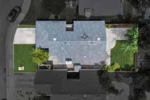 22 Seaside Ct, Sacramento, CA 95831 - Photo 40