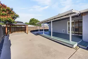 9325 Terra Linda Dr, Elk Grove, CA 95624 - Photo 34