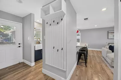 9325 Terra Linda Drive, Elk Grove, CA 95624 - Photo 18