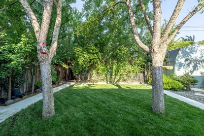 7520 Candlewood Way, Sacramento, CA 95822 - Photo 32